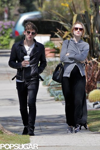 Evan Rachel Wood Shows Her Bump on a Weekend Walk With Jamie Bell Evan Rachel Wood Shows Her Bump on a Weekend Walk With Jamie Bell