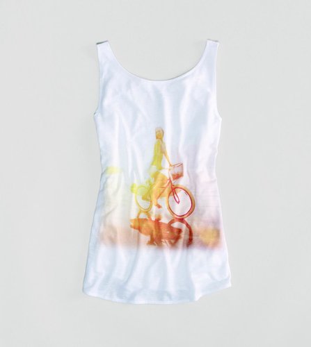 American Eagle's Photo Graphic Tank ($25) features an adorable girl on an even more adorable bike.
American Eagle's Photo Graphic Tank ($25) features an adorable girl on an even more adorable bike.