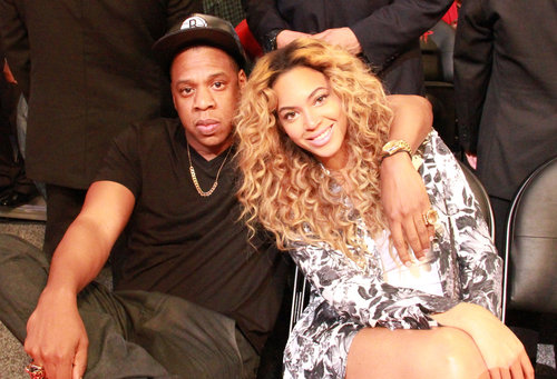 Jay Z and Beyoncé cuddled up courtside during the NBA All-Star Game in February 2013.
Source: Tumblr user Beyoncé
Jay Z and Beyoncé cuddled up courtside during the NBA All-Star Game in February 2013.
Source: Tumblr user Beyoncé