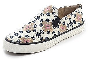 Sneakers Sneakers