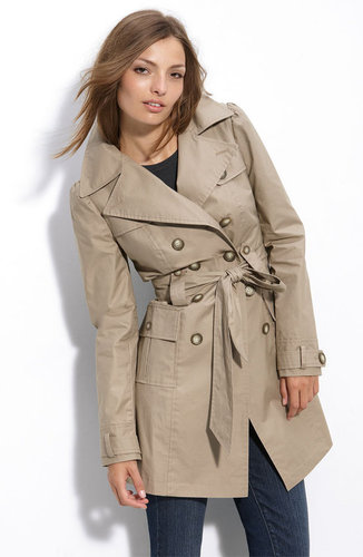 Alexa Chung's Look