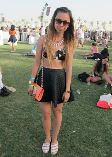Stylist Ashely Weston paired a sweet bralette top with a Topshop quilted skirt, Diane von Furstenberg clutch, and Soludos espadrilles.
Source: Chi Diem Chau
Stylist Ashely Weston paired a sweet bralette top with a Topshop quilted skirt, Diane von Furstenberg clutch, and Soludos espadrilles.
Source: Chi Diem Chau