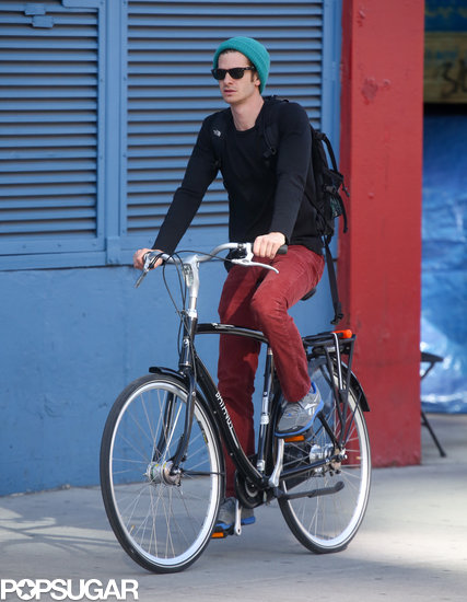 Andrew Garfield Riding His Bike in NYC | Pictures Andrew Garfield Riding His Bike in NYC | Pictures
