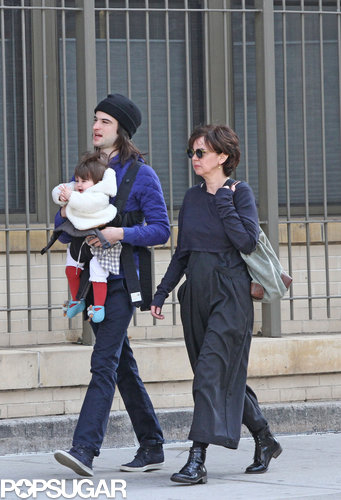 Sienna Miller Shows Love For Marlowe in NYC Sienna Miller Shows Love For Marlowe in NYC