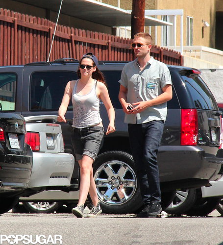 Rob and Kristen Share a Sweet Sushi Date Rob and Kristen Share a Sweet Sushi Date