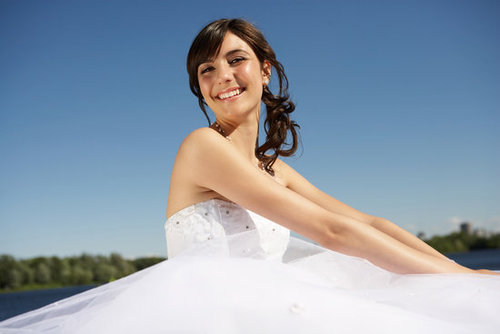 If your dream wedding dress has you hoping to show off shapely shoulders and buff biceps, then starting a simple upper-body routine now will help get you there by your big day. POPSUGAR Fitness has four easy workouts that will get your arms in gear quickly.
If your dream wedding dress has you hoping to show off shapely shoulders and buff biceps, then starting a simple upper-body routine now will help get you there by your big day. POPSUGAR Fitness has four easy workouts that will get your arms in gear quickly.