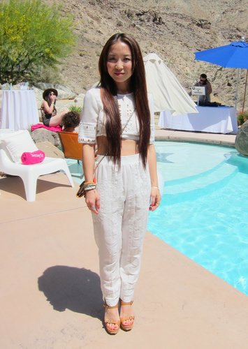 We love this airy crop top and trouser combo by BCBG Max Azria.
Source: Chi Diem Chau
We love this airy crop top and trouser combo by BCBG Max Azria.
Source: Chi Diem Chau