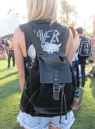 Backpacks are a '90s flashback that we welcome back with open arms.
Backpacks are a '90s flashback that we welcome back with open arms.