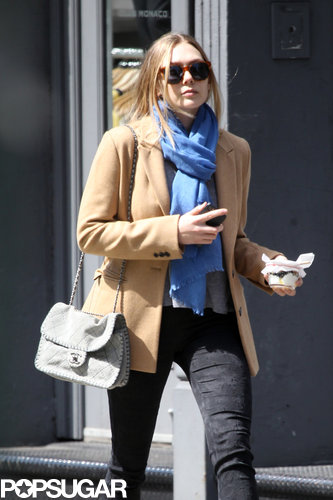 Elizabeth Olsen walked through the SoHo neighborhood in NYC.
Elizabeth Olsen walked through the SoHo neighborhood in NYC.