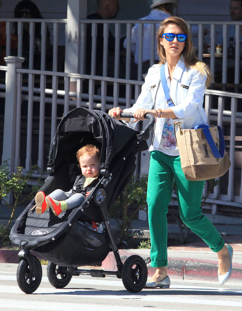 Yet another Cali-cool look from Jessica Alba: a white denim Sanctuary jacket, brilliant blue shades, and silver python flats paired with bright green boyfriend jeans.
Yet another Cali-cool look from Jessica Alba: a white denim Sanctuary jacket, brilliant blue shades, and silver python flats paired with bright green boyfriend jeans.