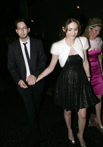 Emmy Rossum made it official when she secretly married her music producer boyfriend Justin Siegel in February 2008 but could not keep her relationship status confidential when Justin filed for divorce in September 2009.
Emmy Rossum made it official when she secretly married her music producer boyfriend Justin Siegel in February 2008 but could not keep her relationship status confidential when Justin filed for divorce in September 2009.