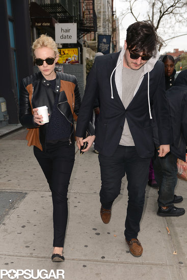Carey Mulligan wore a black and brown leather jacket.
Carey Mulligan wore a black and brown leather jacket.