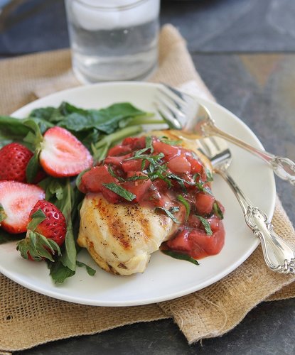 Grilled Chicken with Strawberry Basil Sauce