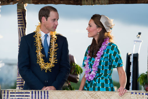 For day six of their Jubilee tour, the couple stepped out in colorful flower leis. But that's not all — Kate also took the color quotient up a notch with her printed Jonathan Saunders look.
For day six of their Jubilee tour, the couple stepped out in colorful flower leis. But that's not all — Kate also took the color quotient up a notch with her printed Jonathan Saunders look.