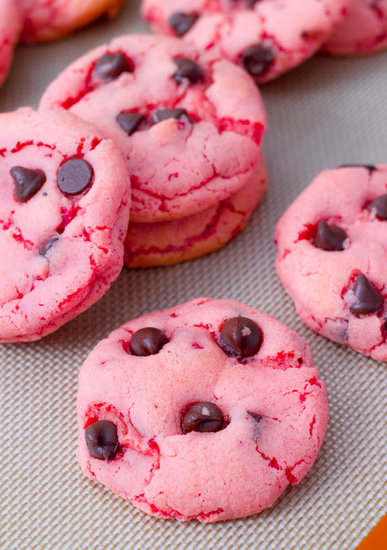 Strawberry Chocolate Chip Cookies Strawberry Chocolate Chip Cookies