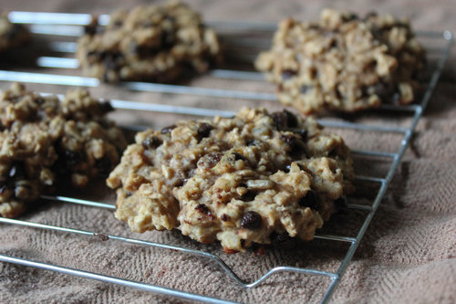 Naturally Sweetened Muesli Chocolate Chip Cookies!
