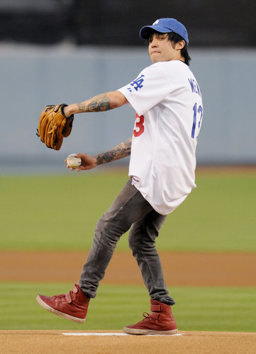 In September 2009, Pete Wentz gave the first pitch a shot at the LA Dodgers game.
In September 2009, Pete Wentz gave the first pitch a shot at the LA Dodgers game.