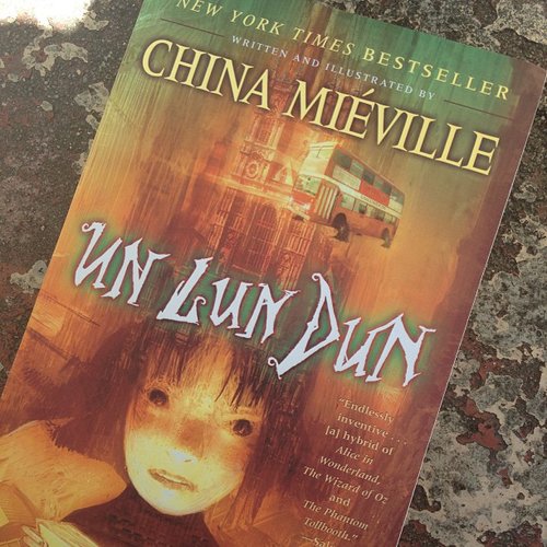 Susimay noted while reading China Miéville's Un Lun Dun that it was a "perfect weekend for reading in the sun."
Susimay noted while reading China Miéville's Un Lun Dun that it was a "perfect weekend for reading in the sun."