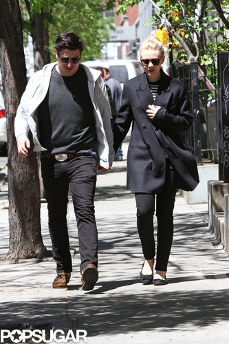 Carey Mulligan chatted with Marcus Mumford.
Carey Mulligan chatted with Marcus Mumford.