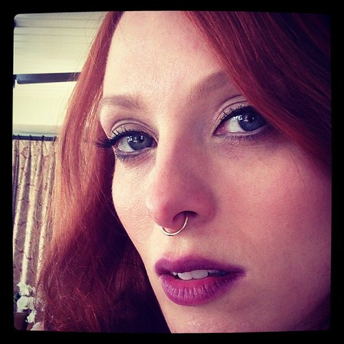 Karen Elson wasn't messing around when it came to her Met Gala beauty look.
Source: Instagram user misskarennelson
Karen Elson wasn't messing around when it came to her Met Gala beauty look.
Source: Instagram user misskarennelson
