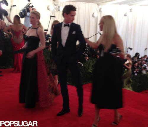 Mamie Gummer had the pleasure of walking the carpet with Eddie Redmayne, who very politely declined being interviewed.
Mamie Gummer had the pleasure of walking the carpet with Eddie Redmayne, who very politely declined being interviewed.