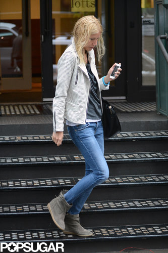 Gwyneth Paltrow left her NYC building.
Gwyneth Paltrow left her NYC building.
