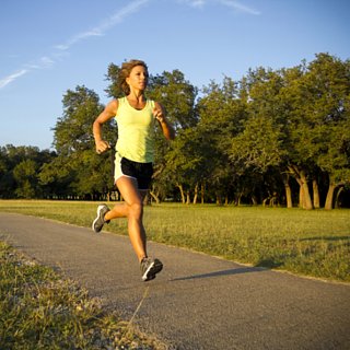 How to Strength Train During Outdoor Runs