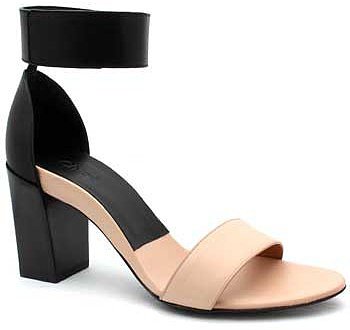 Chloe "CH20094" Black & Nude Leather Ankle Strap Chunky Heel Sandal