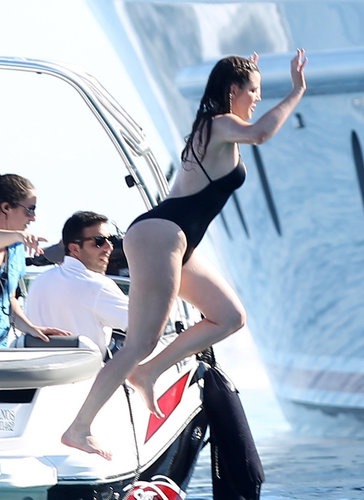 Khloe Kardashian leaped off a yacht during a family vacation in Greece in April 2013.
Khloe Kardashian leaped off a yacht during a family vacation in Greece in April 2013.
