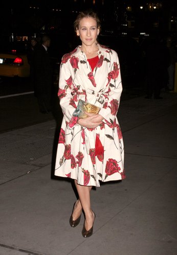 Parker proved the power of a statement coat donning a red-and-white floral creation with pewter booties for the 2006 National Board of Review of Motion Pictures Gala in New York City.
Parker proved the power of a statement coat donning a red-and-white floral creation with pewter booties for the 2006 National Board of Review of Motion Pictures Gala in New York City.