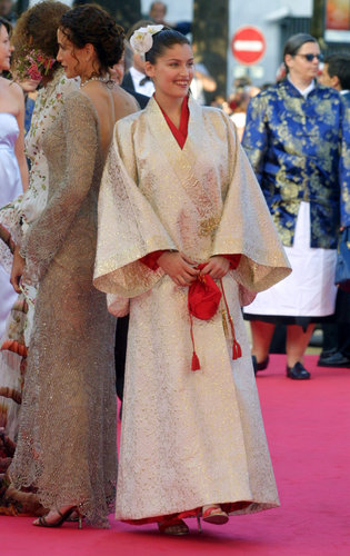 Laetitia Casta made headlines by wearing this silk kimono on the Cannes red carpet in 2001.
Laetitia Casta made headlines by wearing this silk kimono on the Cannes red carpet in 2001.