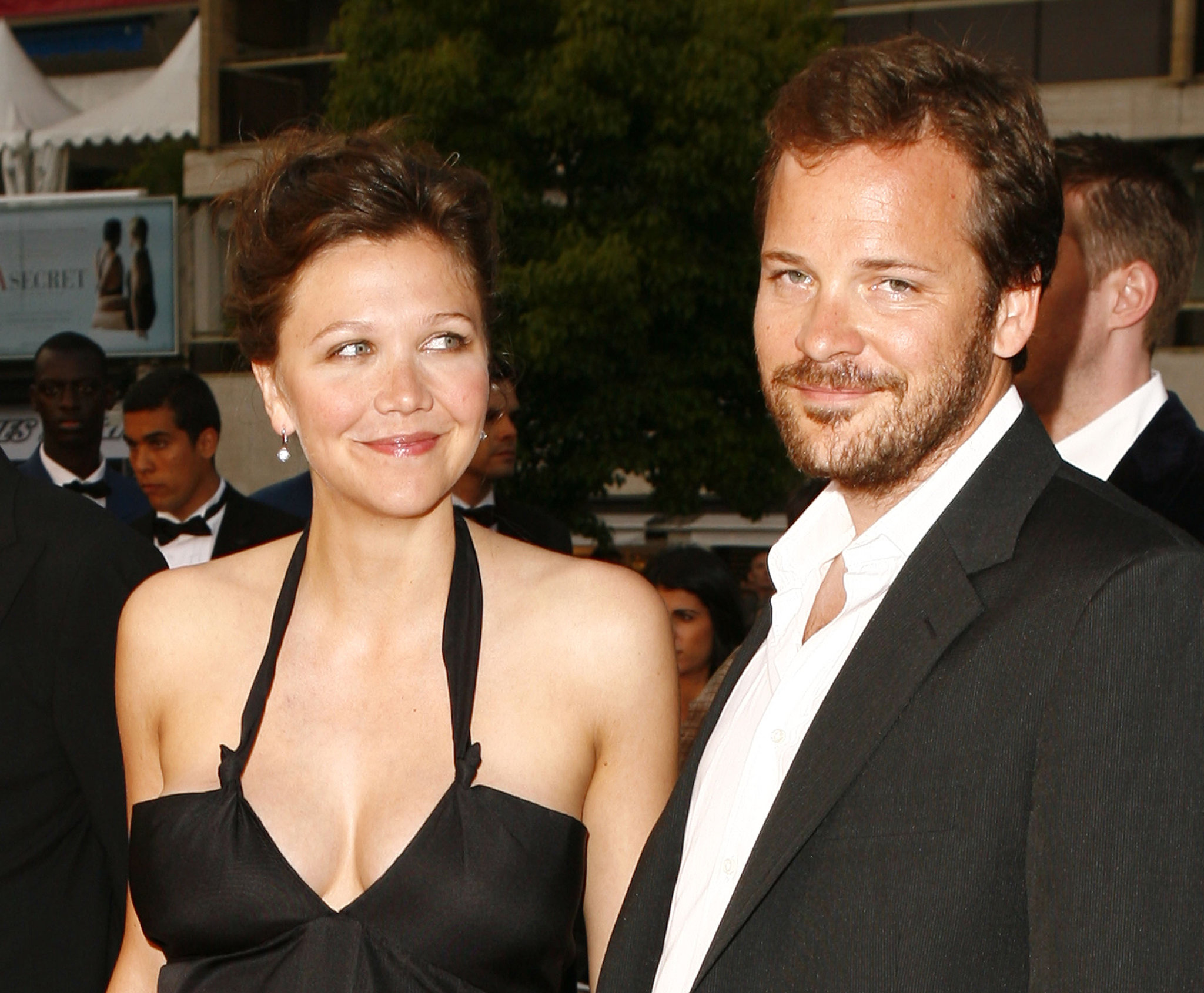 Maggie Gyllenhaal and Peter Sarsgaard in 2006 | L'Amour! Cannes Couples 