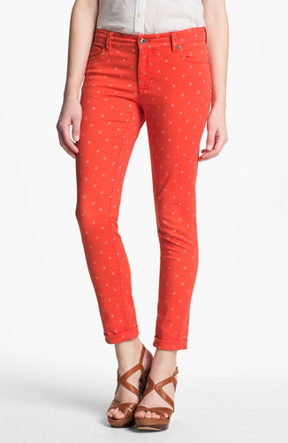 Two by Vince Camuto 'Shorty' Star Print Jeans (Fiery Red)