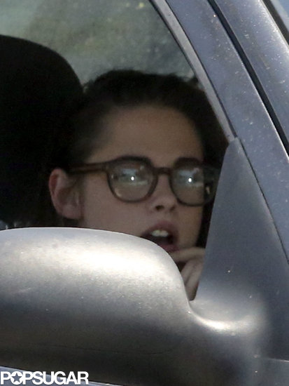 Kristen Stewart wore glasses after news of her split from Robert Pattinson was released.
Kristen Stewart wore glasses after news of her split from Robert Pattinson was released.