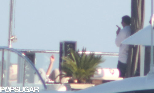 Leo Lounges Shirtless on a Yacht Surrounded By Ladies Leo Lounges Shirtless on a Yacht Surrounded By Ladies