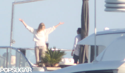 Leo Lounges Shirtless on a Yacht Surrounded By Ladies Leo Lounges Shirtless on a Yacht Surrounded By Ladies