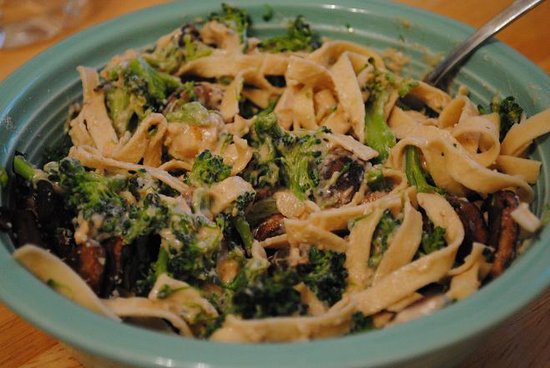 Lightened-Up Alfredo Sauce
