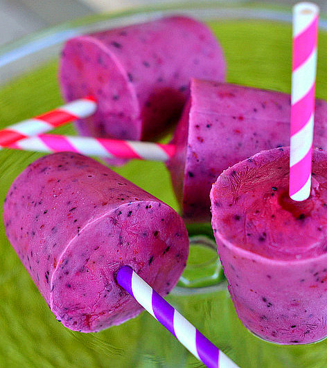 Greek Yogurt Berry Smoothie Pops Greek Yogurt Berry Smoothie Pops