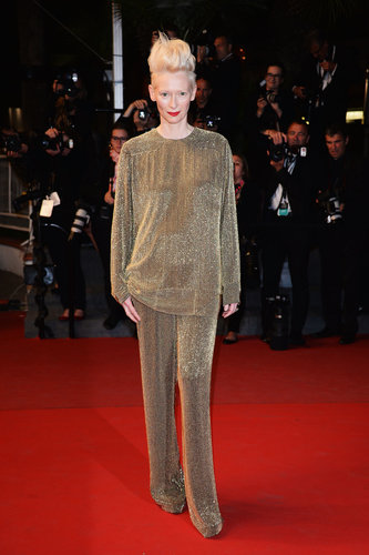 Tilda Swinton went all gold at the Only Lovers Left Alive screening, picking a slouchy matched pantsuit.
Tilda Swinton went all gold at the Only Lovers Left Alive screening, picking a slouchy matched pantsuit.
