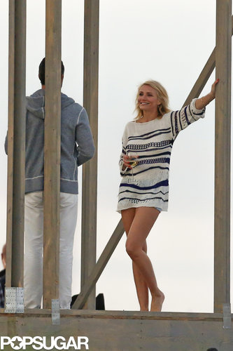 Cameron Diaz Flaunts Her Long Legs While Filming a Flirty Scene Cameron Diaz Flaunts Her Long Legs While Filming a Flirty Scene