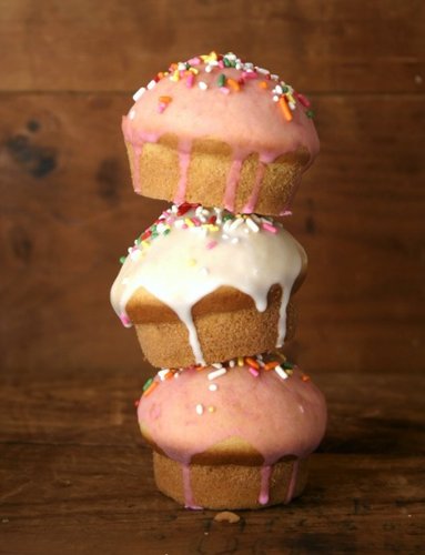 Glazed Vanilla Doughnut Muffins Glazed Vanilla Doughnut Muffins