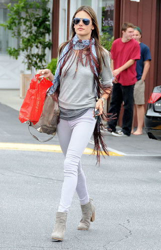 Alessandra Ambrosio shopped at Brentwood Country Mart in an eclectic pairing, which included a fringed scarf and lavender Black Orchid jeans.
Alessandra Ambrosio shopped at Brentwood Country Mart in an eclectic pairing, which included a fringed scarf and lavender Black Orchid jeans.