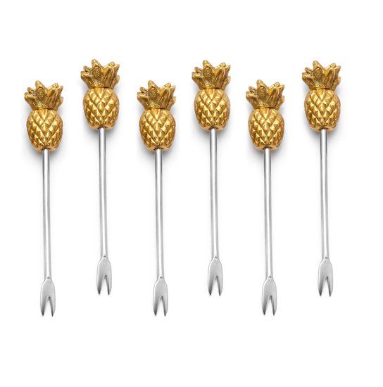 How fun are these pineapple cocktail picks ($28)? Piña colada, anyone?
How fun are these pineapple cocktail picks ($28)? Piña colada, anyone?