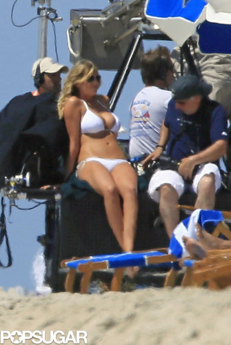 Kate Upton Busts Out Her Bikini While Cameron Diaz and Leslie Mann Keep It Covered Kate Upton Busts Out Her Bikini While Cameron Diaz and Leslie Mann Keep It Covered