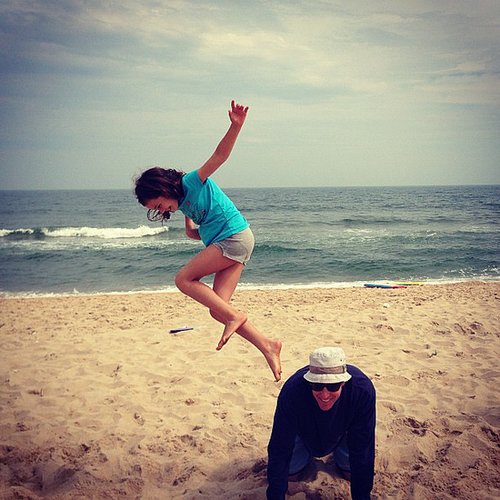 Christy Turlington hit the beach with her husband, Edward Burns, and their daughters.
Source: Instagram user cturlington
Christy Turlington hit the beach with her husband, Edward Burns, and their daughters.
Source: Instagram user cturlington