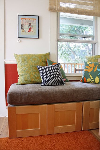 Upcycle Your Crib Mattress Into a Kitchen Storage Bench Upcycle Your Crib Mattress Into a Kitchen Storage Bench