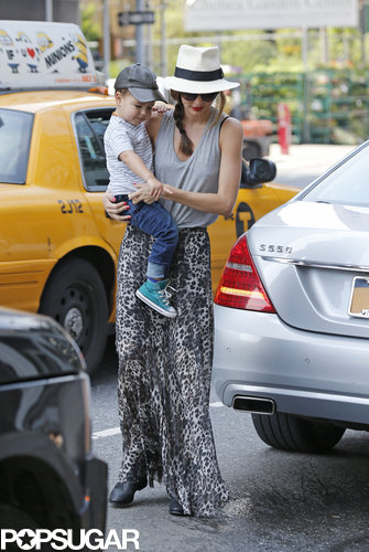 Flynn Works the Cameras With His Model Mom Miranda Kerr Flynn Works the Cameras With His Model Mom Miranda Kerr