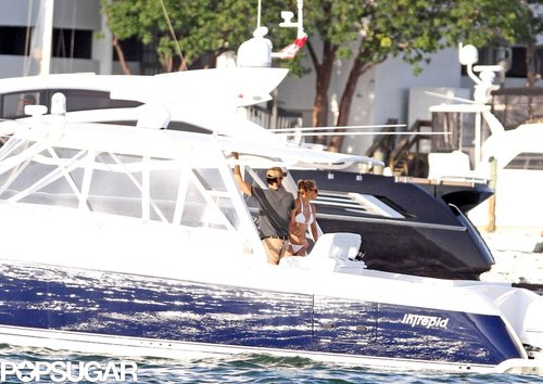 Anna Kournikova Slips Into a Bikini to Sail Away With Enrique Iglesias Anna Kournikova Slips Into a Bikini to Sail Away With Enrique Iglesias