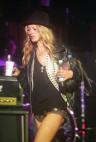 After browsing pics of the always-spot-on Kate, like this one from 2005, it becomes very apparent that shorts can't be too short at Glastonbury.
After browsing pics of the always-spot-on Kate, like this one from 2005, it becomes very apparent that shorts can't be too short at Glastonbury.