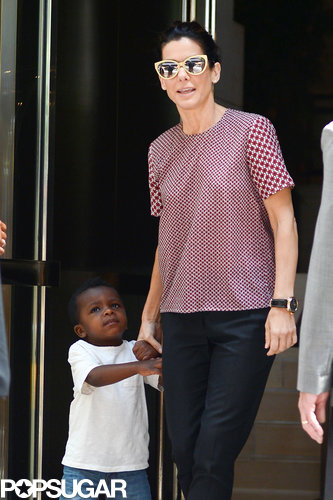 Sandra Bullock left her NYC hotel on Monday with her son, Louis Bardo.
Sandra Bullock left her NYC hotel on Monday with her son, Louis Bardo.
